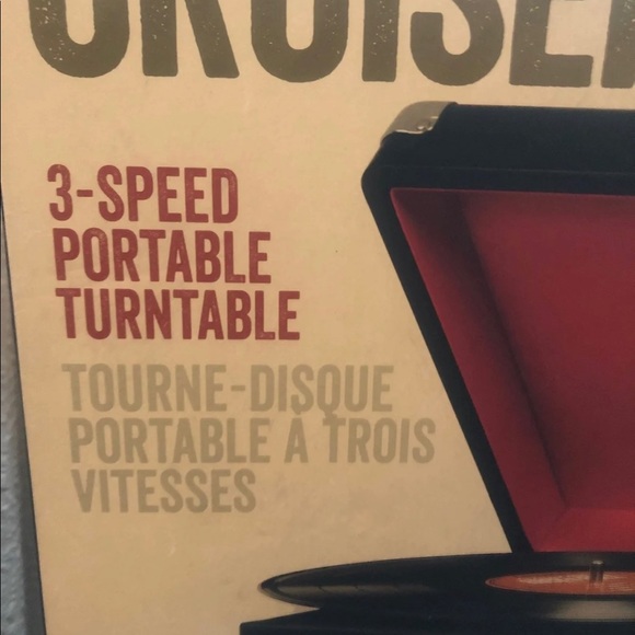 Crosley Cruiser Deluxe - Picture 4 of 4